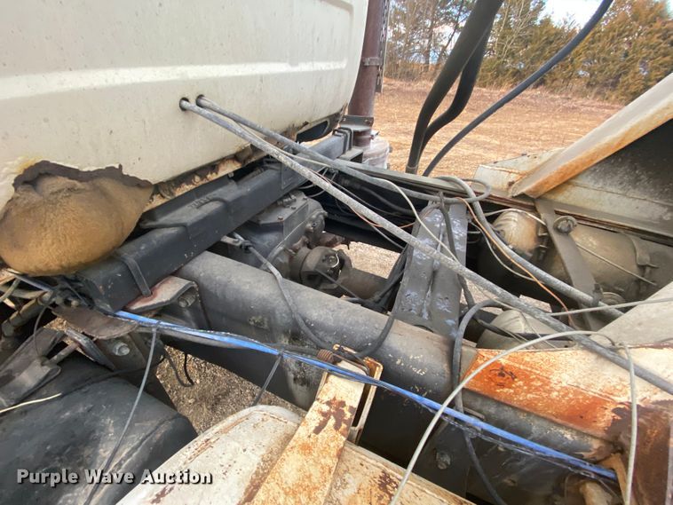 image for item DM2776 1993 Mack DM690S  ready mix truck