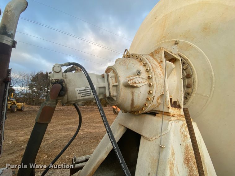 image for item DM2776 1993 Mack DM690S  ready mix truck