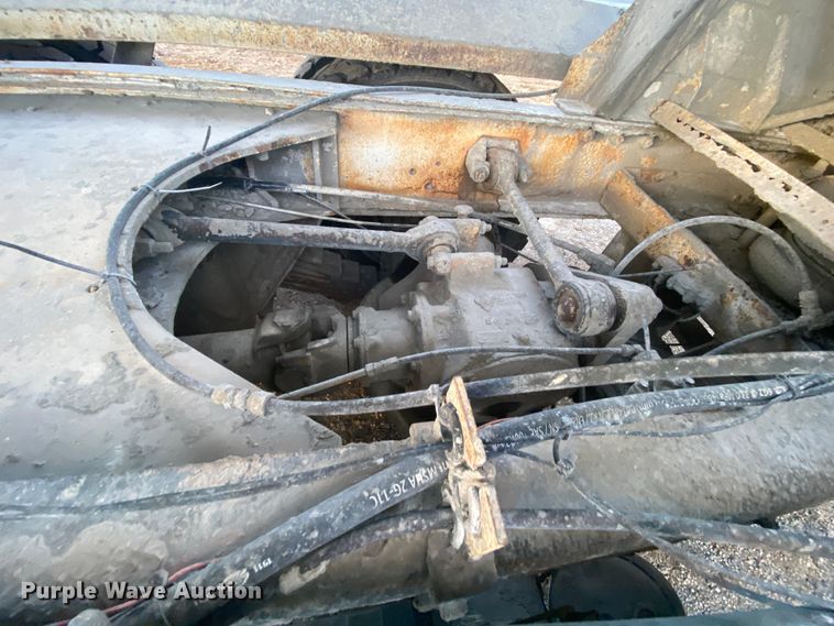 image for item DM2776 1993 Mack DM690S  ready mix truck