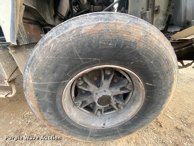 image for item DM2776 1993 Mack DM690S  ready mix truck