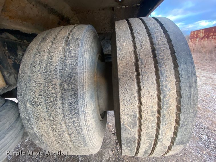 image for item DM2776 1993 Mack DM690S  ready mix truck