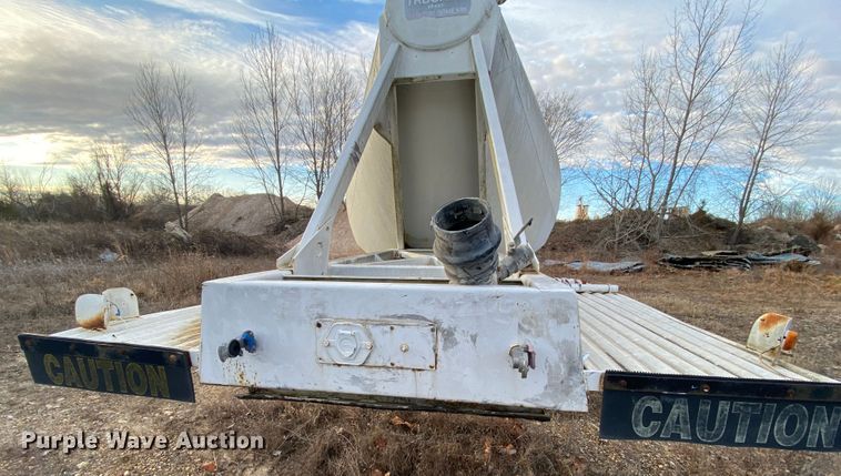 image for item DM2778 1974 Fruehauf pneumatic dry bulk trailer