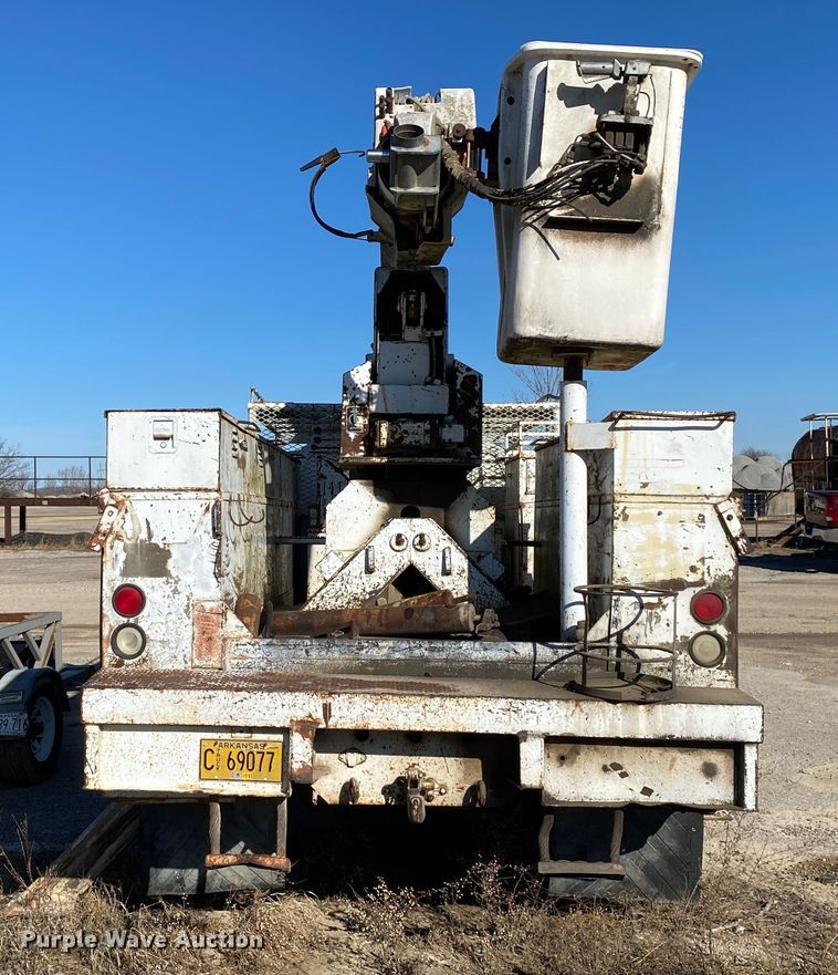 image for item DM2783 1984 Chevrolet C70  bucket truck