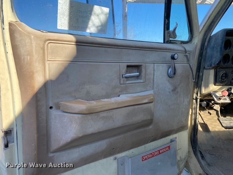 image for item DM2783 1984 Chevrolet C70  bucket truck