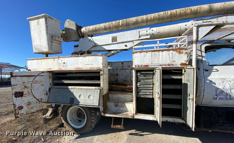 image for item DM2783 1984 Chevrolet C70  bucket truck