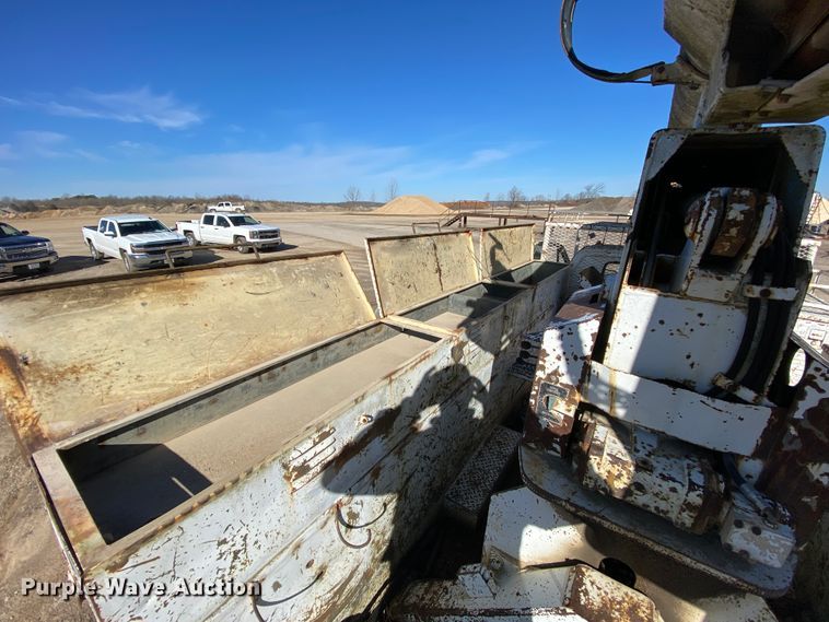 image for item DM2783 1984 Chevrolet C70  bucket truck