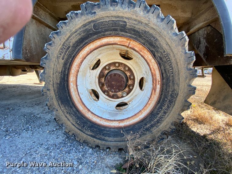 image for item DM2783 1984 Chevrolet C70  bucket truck