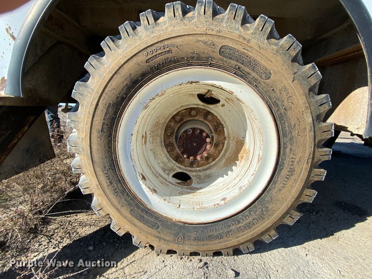 image for item DM2783 1984 Chevrolet C70  bucket truck