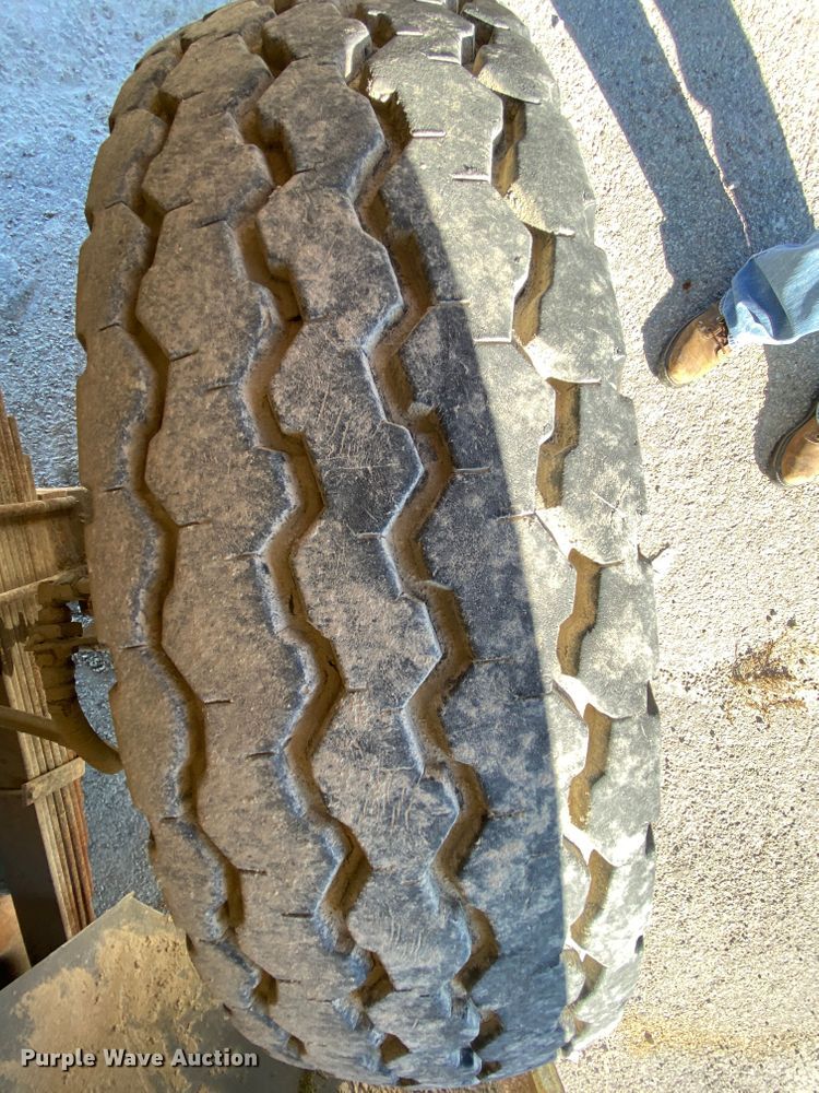 image for item DM2783 1984 Chevrolet C70  bucket truck