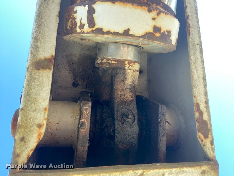 image for item DM2783 1984 Chevrolet C70  bucket truck