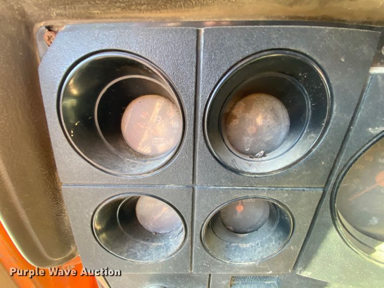 image for item DM2786 1986 GMC TopKick C7000  street sweeper truck