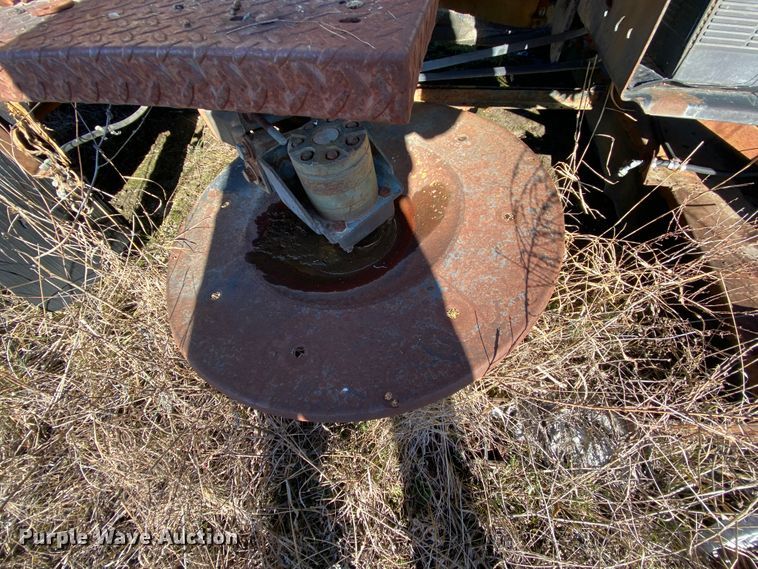 image for item DM2786 1986 GMC TopKick C7000  street sweeper truck