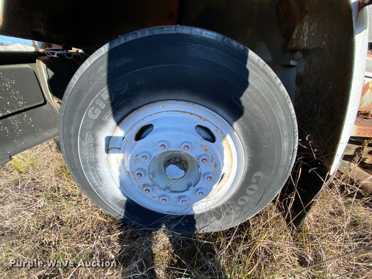 image for item DM2786 1986 GMC TopKick C7000  street sweeper truck