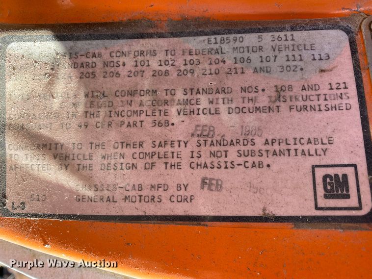 image for item DM2786 1986 GMC TopKick C7000  street sweeper truck