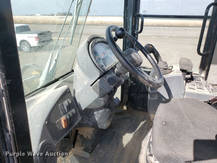 image for item EY9606 2011 Caterpillar 930H  high lift wheel loader