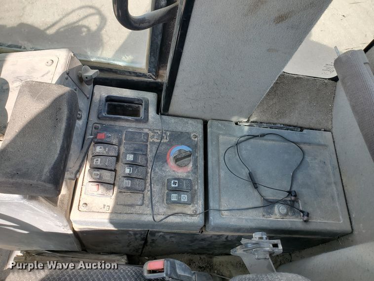 image for item EY9606 2011 Caterpillar 930H  high lift wheel loader