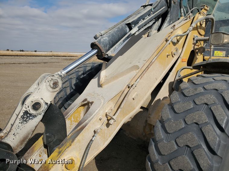 image for item EY9606 2011 Caterpillar 930H  high lift wheel loader