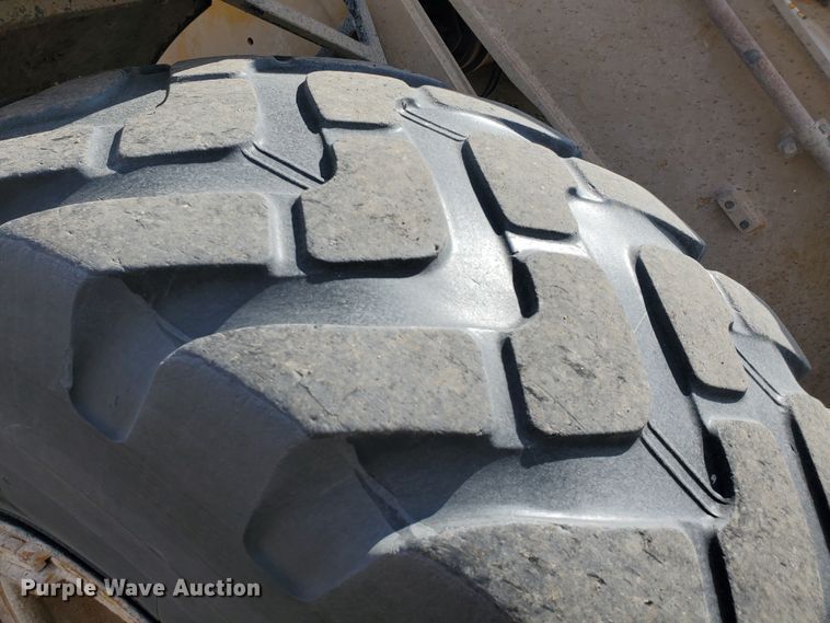 image for item EY9606 2011 Caterpillar 930H  high lift wheel loader