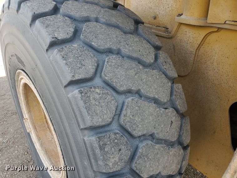 image for item EY9606 2011 Caterpillar 930H  high lift wheel loader