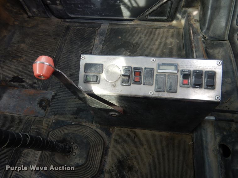 image for item FA9480 1997 Mack RD600  ready mix truck