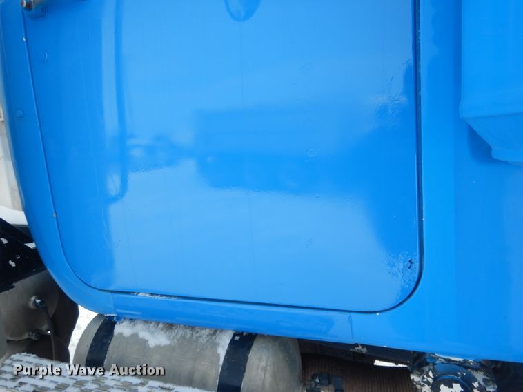 image for item FA9480 1997 Mack RD600  ready mix truck