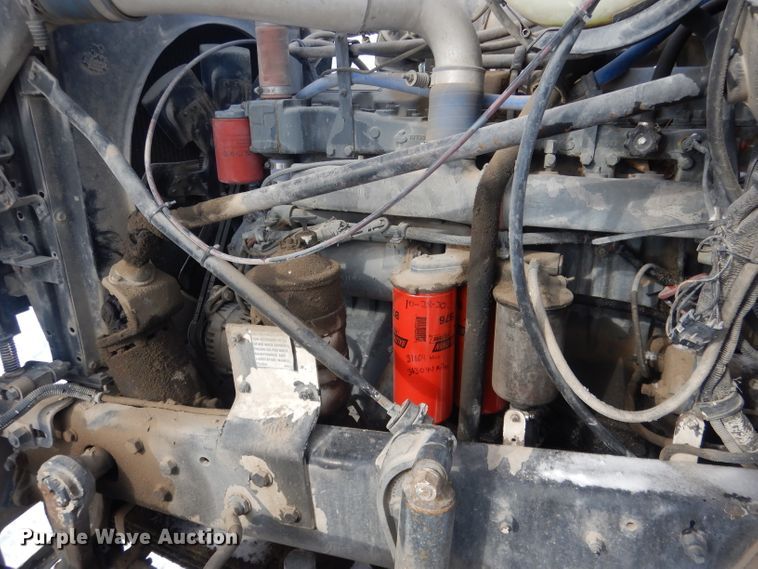 image for item FA9480 1997 Mack RD600  ready mix truck