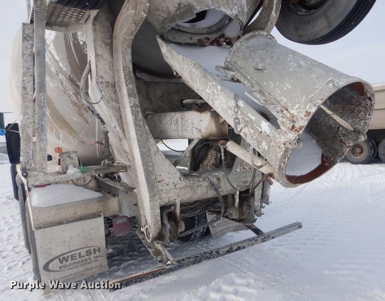 image for item FA9480 1997 Mack RD600  ready mix truck