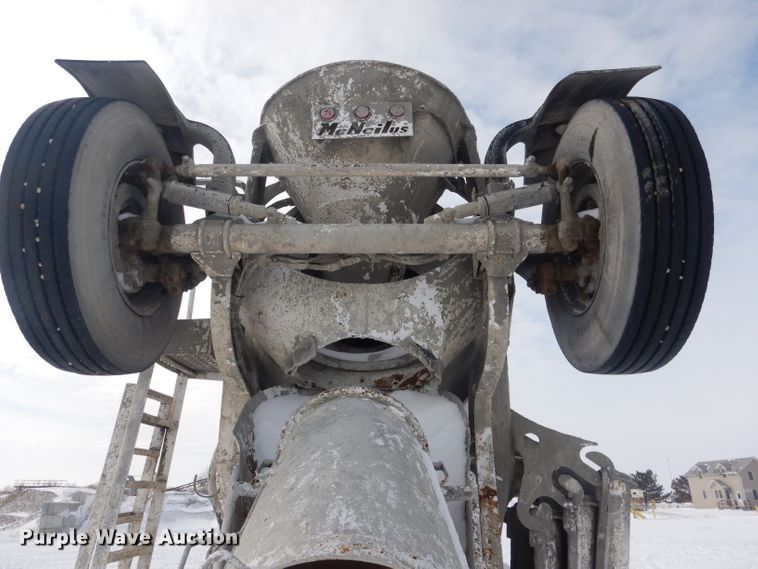 image for item FA9480 1997 Mack RD600  ready mix truck