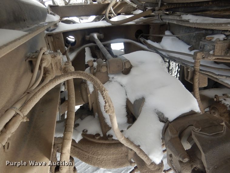 image for item FA9480 1997 Mack RD600  ready mix truck