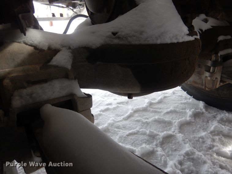 image for item FA9480 1997 Mack RD600  ready mix truck