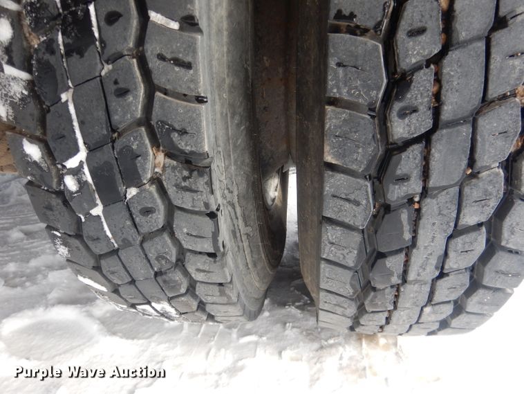 image for item FA9480 1997 Mack RD600  ready mix truck