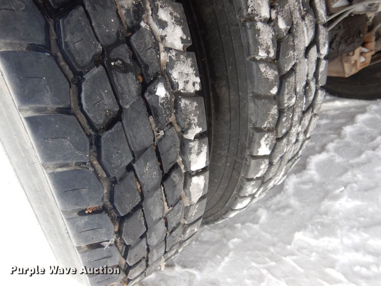 image for item FA9480 1997 Mack RD600  ready mix truck