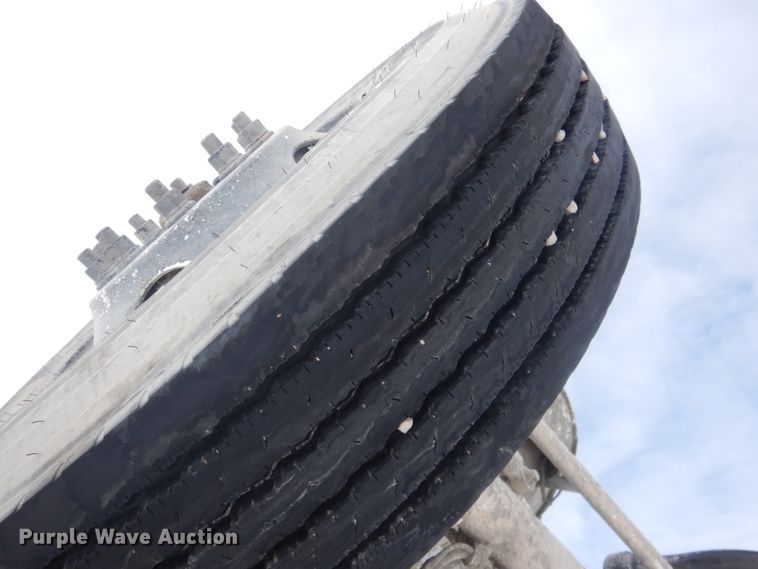 image for item FA9480 1997 Mack RD600  ready mix truck