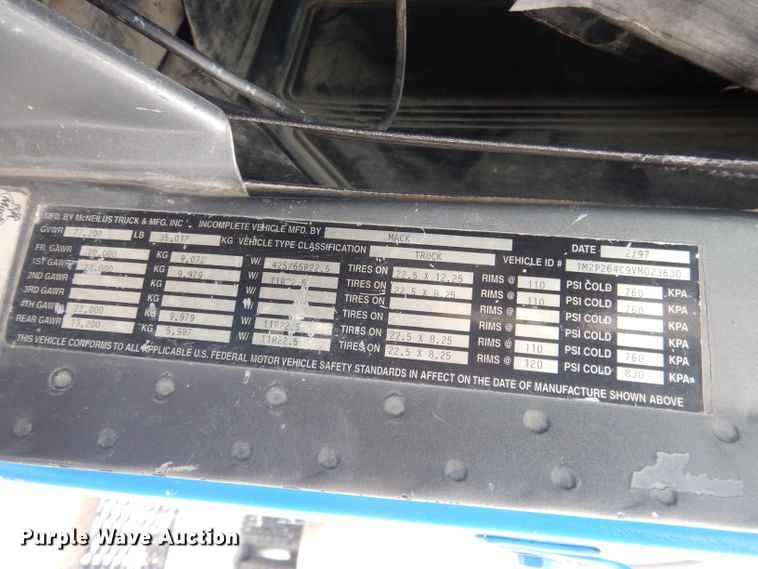 image for item FA9480 1997 Mack RD600  ready mix truck