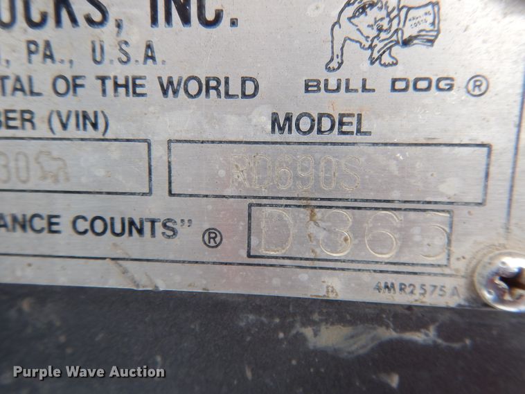 image for item FA9480 1997 Mack RD600  ready mix truck