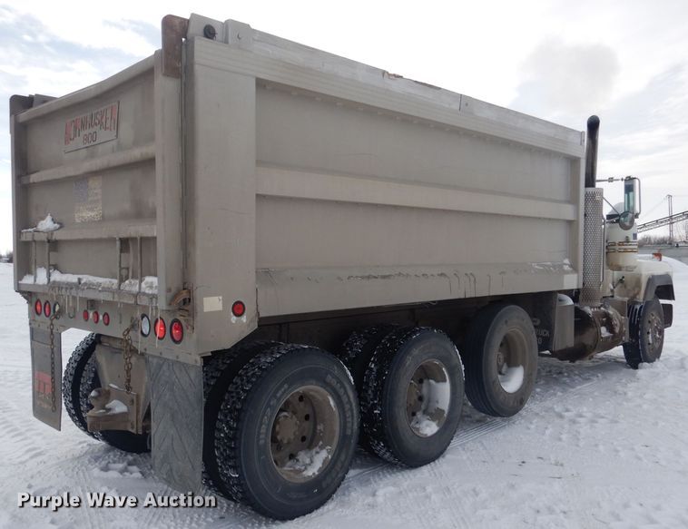 image for item FA9481 1994 Mack RD600  dump truck