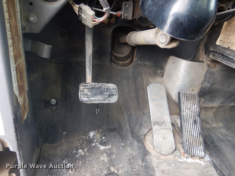 image for item FA9481 1994 Mack RD600  dump truck