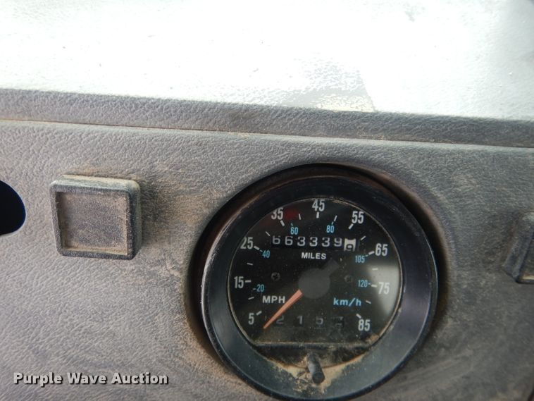 image for item FA9481 1994 Mack RD600  dump truck