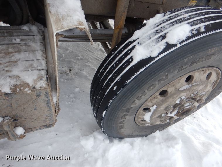 image for item FA9481 1994 Mack RD600  dump truck