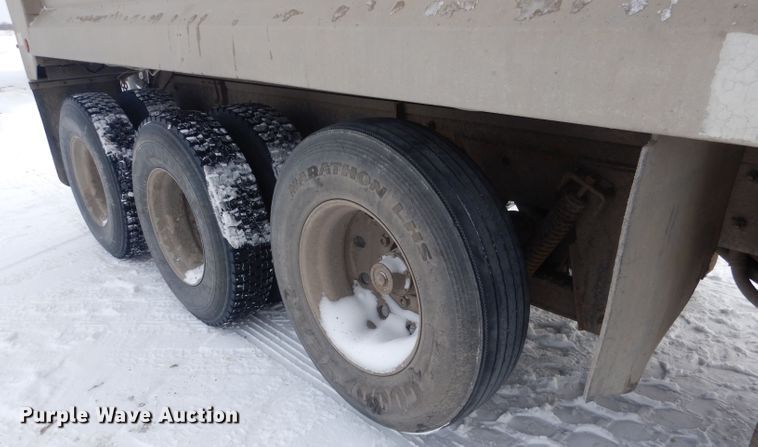 image for item FA9481 1994 Mack RD600  dump truck