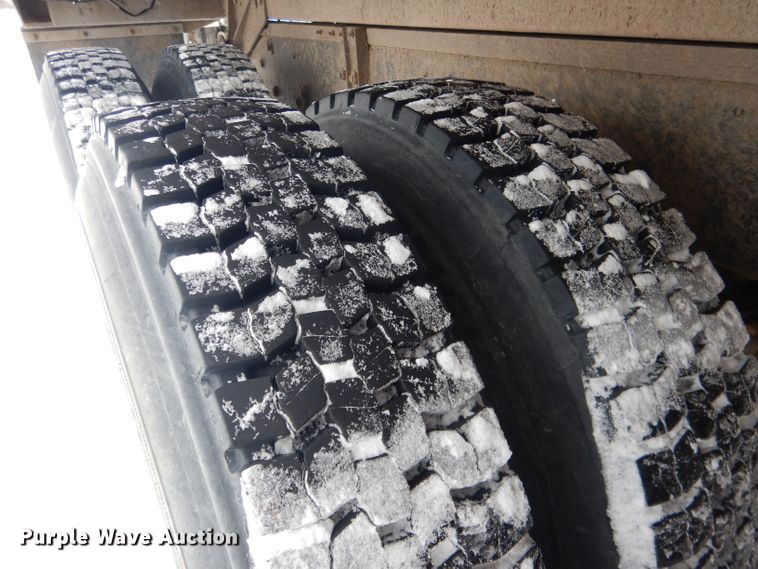 image for item FA9481 1994 Mack RD600  dump truck