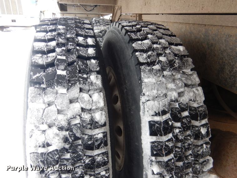 image for item FA9481 1994 Mack RD600  dump truck