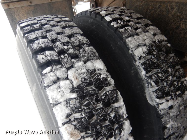 image for item FA9481 1994 Mack RD600  dump truck