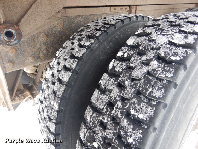 image for item FA9481 1994 Mack RD600  dump truck