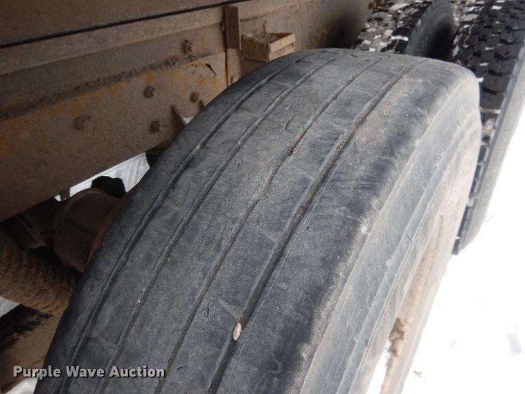 image for item FA9481 1994 Mack RD600  dump truck