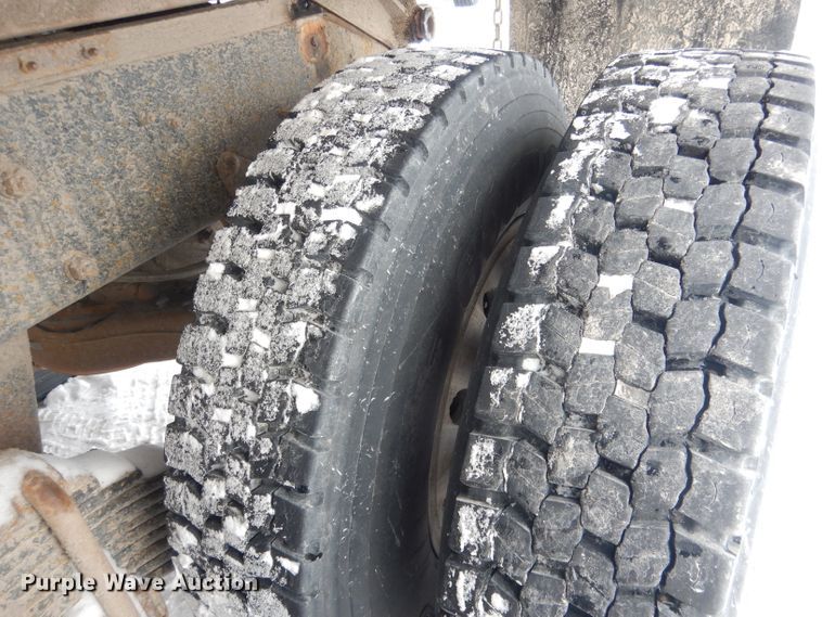 image for item FA9481 1994 Mack RD600  dump truck