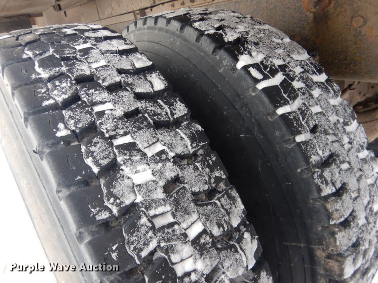 image for item FA9481 1994 Mack RD600  dump truck