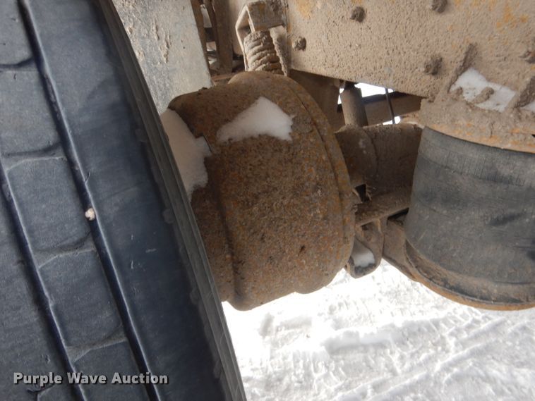 image for item FA9481 1994 Mack RD600  dump truck