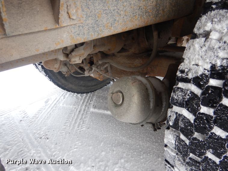 image for item FA9481 1994 Mack RD600  dump truck