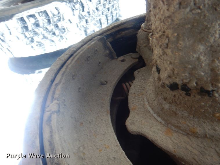 image for item FA9481 1994 Mack RD600  dump truck